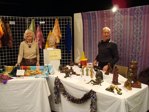 DSC00267.JPG - foulards & scultptures