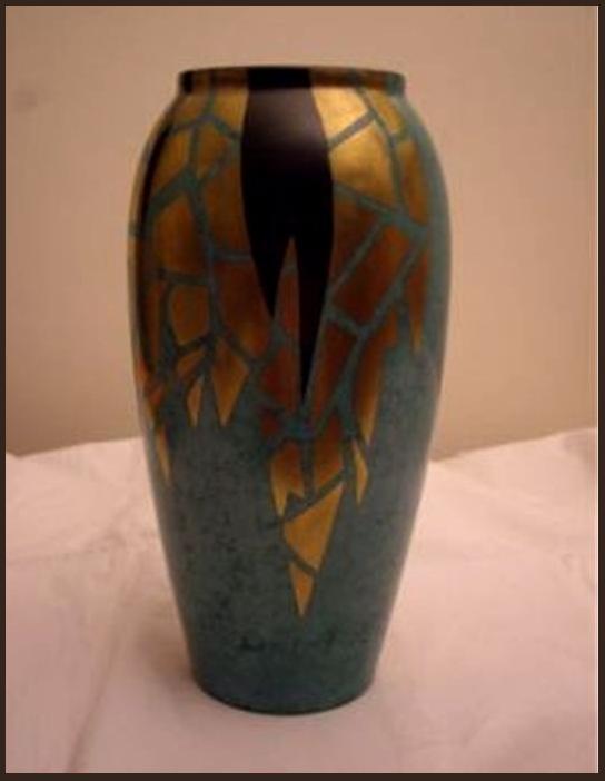 julia06.jpg - Vase Art Déco : feuillage or